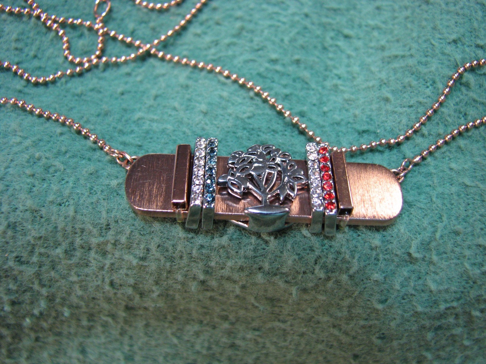 Vintage 18″ Lebanese Rose Gold OAK TREE & STONES Women’s Necklace As Shown