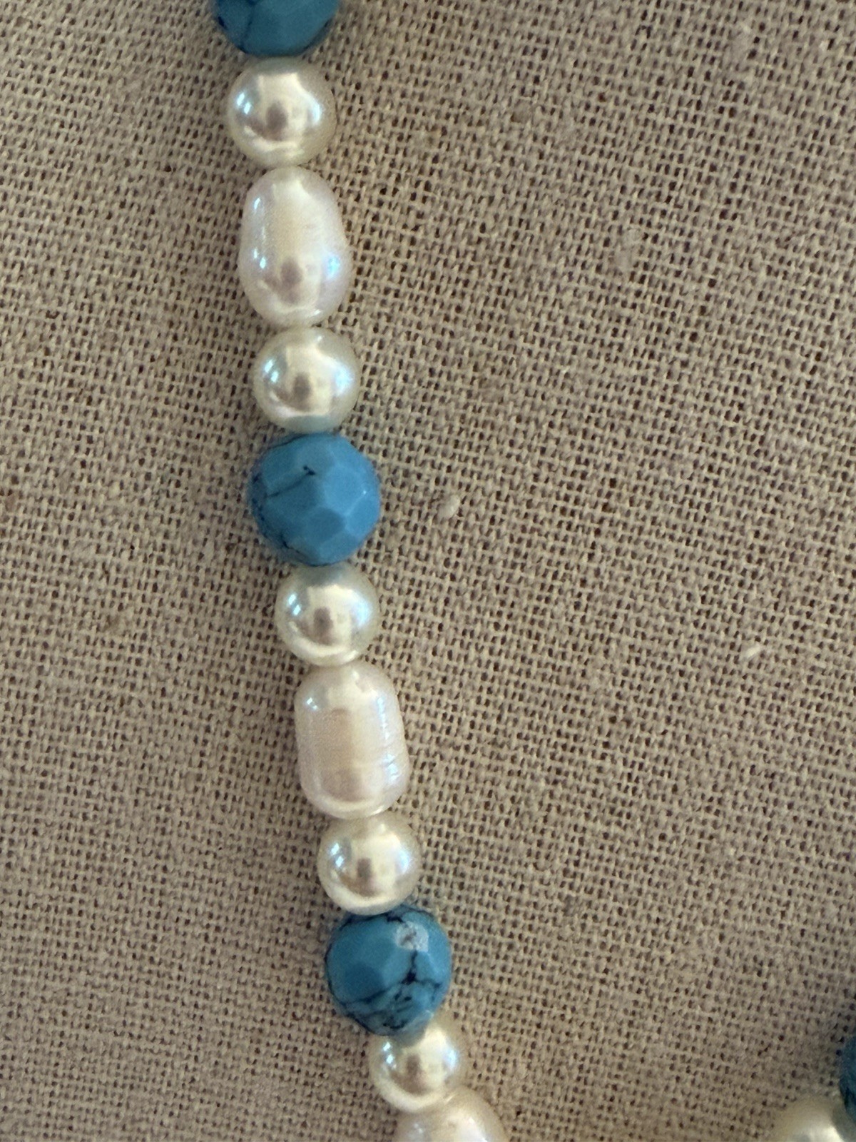Lia Sophia Kiam Family Faux Turquoise Pearl Necklace 16-18” Gold Tone BinR