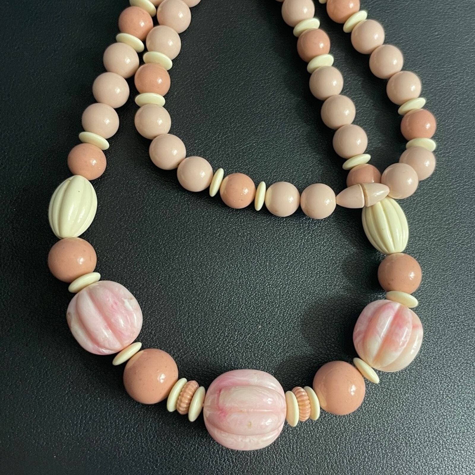 Vintage Beaded Necklace Acrylic Pink Cream