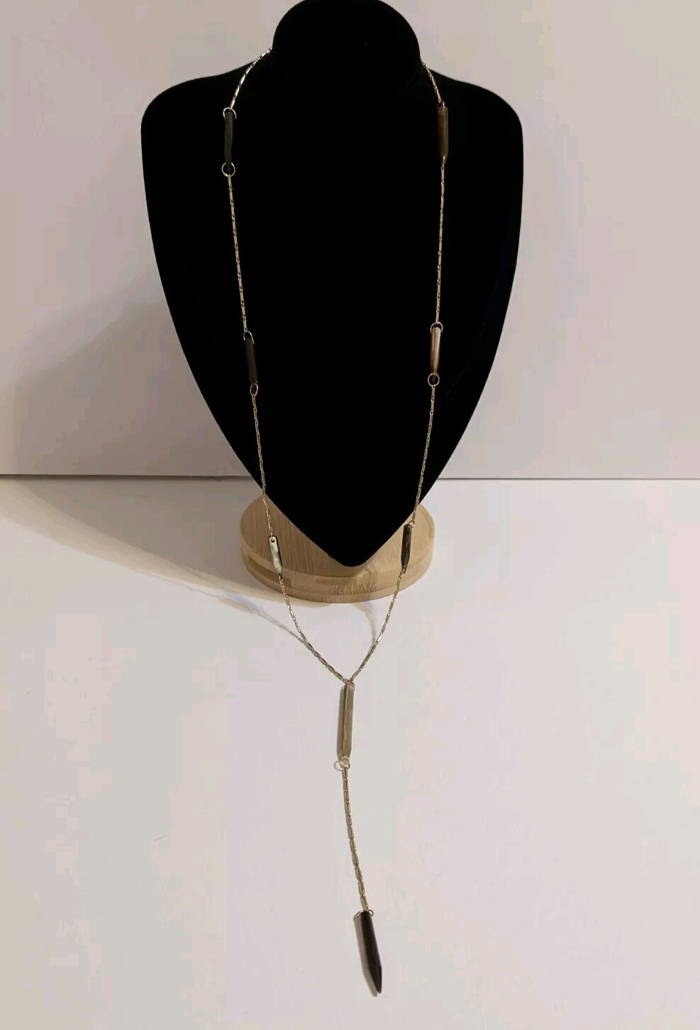 Gold Tone Y Drop Necklace With Acrylic Spear Shaped Beads. 28″ + 6.25″ Drop.