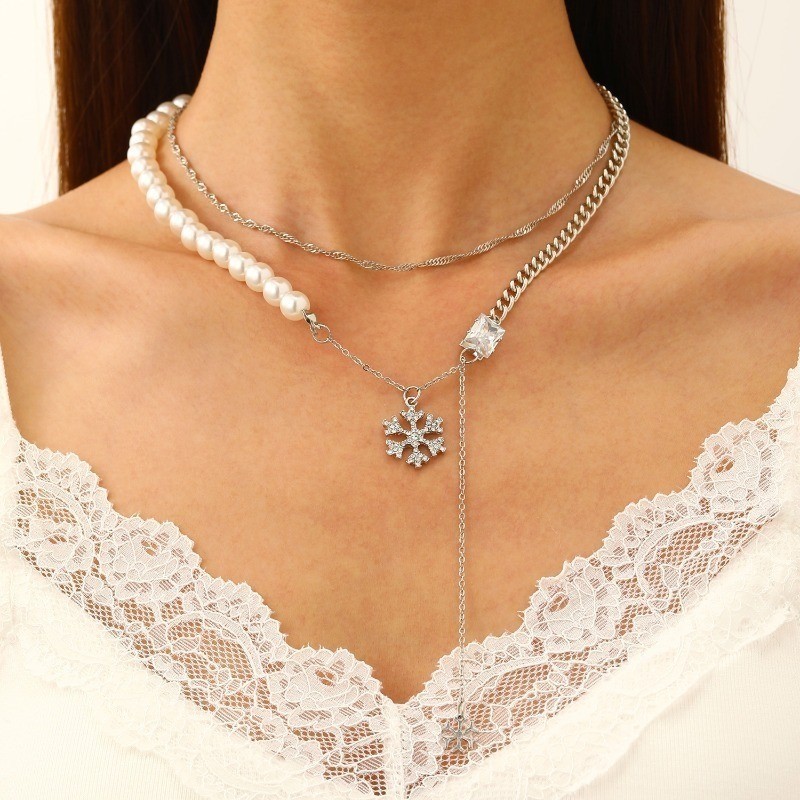 Imitation Pearl Collarbone Chain Women’s Alloy Snowflake Pendant Necklace