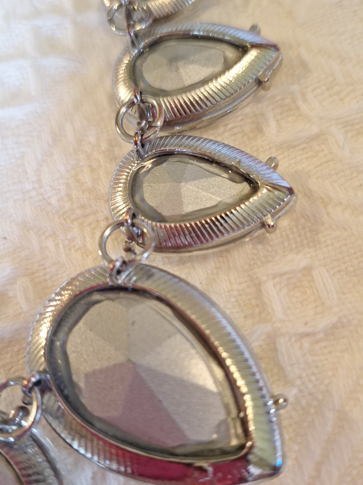 Chunky Clear Faceted Teardrop Crystal & Silvertone Chain Link Necklace 20″+ Glam