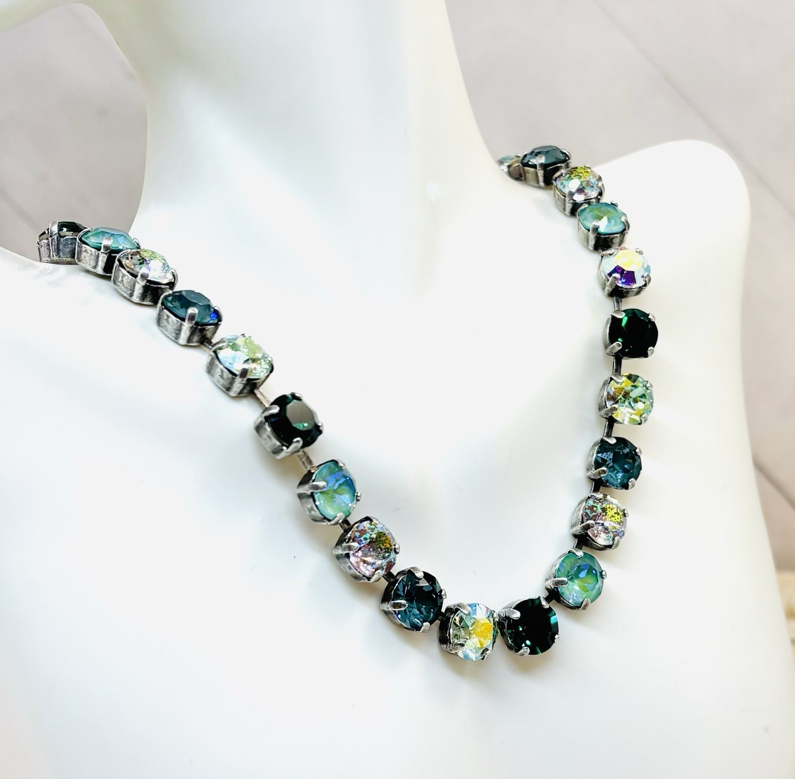 8mm Dark Green Crystal Cup Chain TENNIS Necklace, Sage Green Crystal Necklace