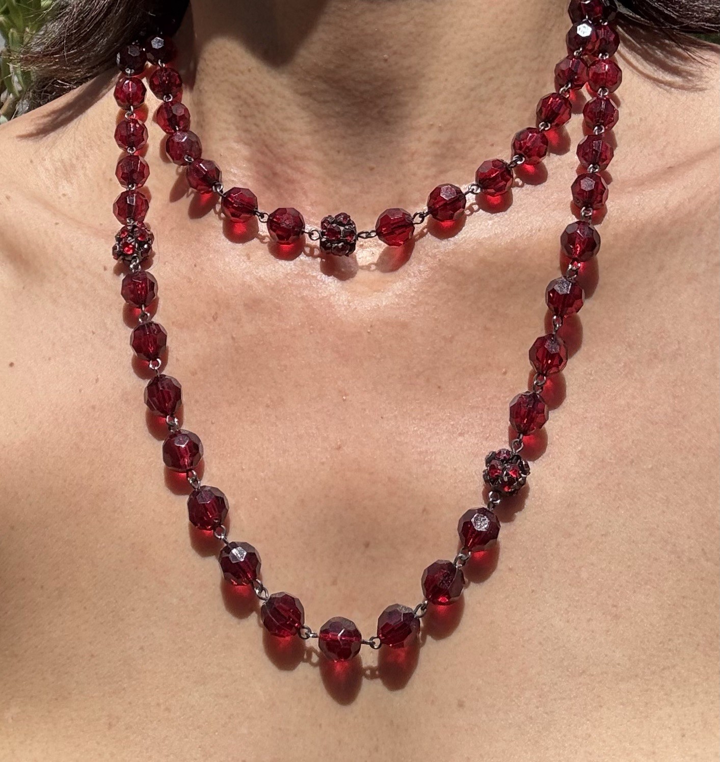 Red Round Glass Beaded Layered Chain Necklace, Ball/Bead Chain, Beaded Style