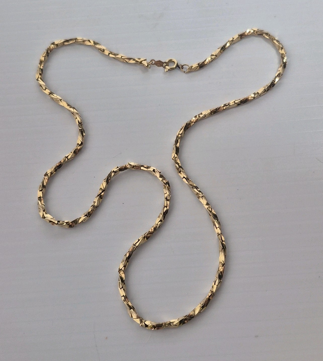 Vintage 14K Gold Filled Diamond-Cut Flat Twist Link Chain 18″ Necklace Shimmer