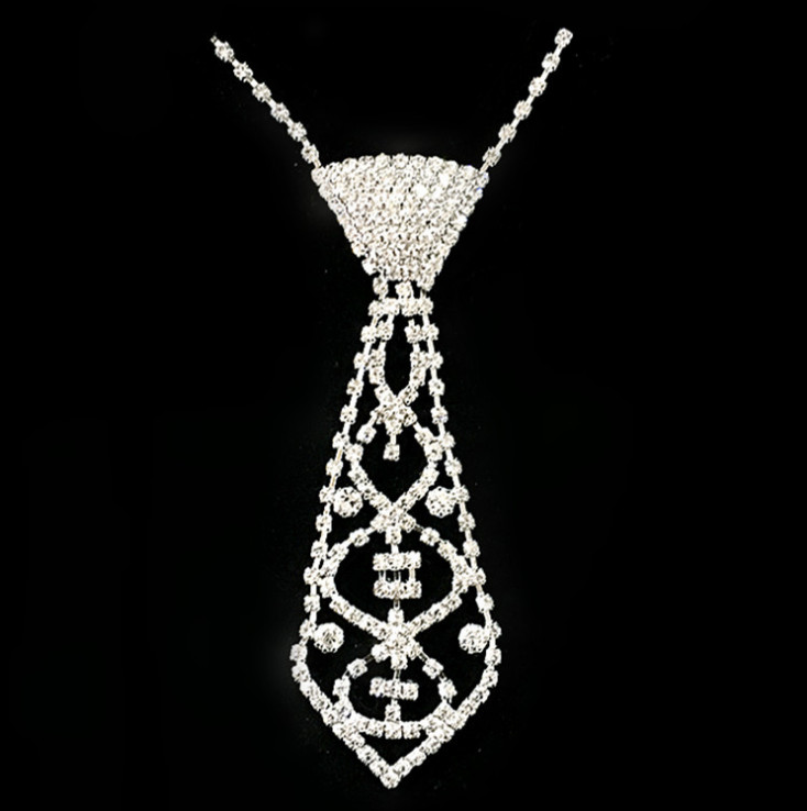 Sexy Women Deluxe Rhinestone Bow tie Necktie Jewelry Accessory Choker Necklace
