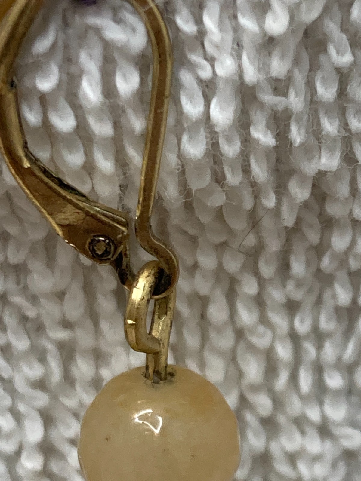 Cabi Carved Cameo Necklace Semi Precious Ivory Yellow Gold Tone – Good