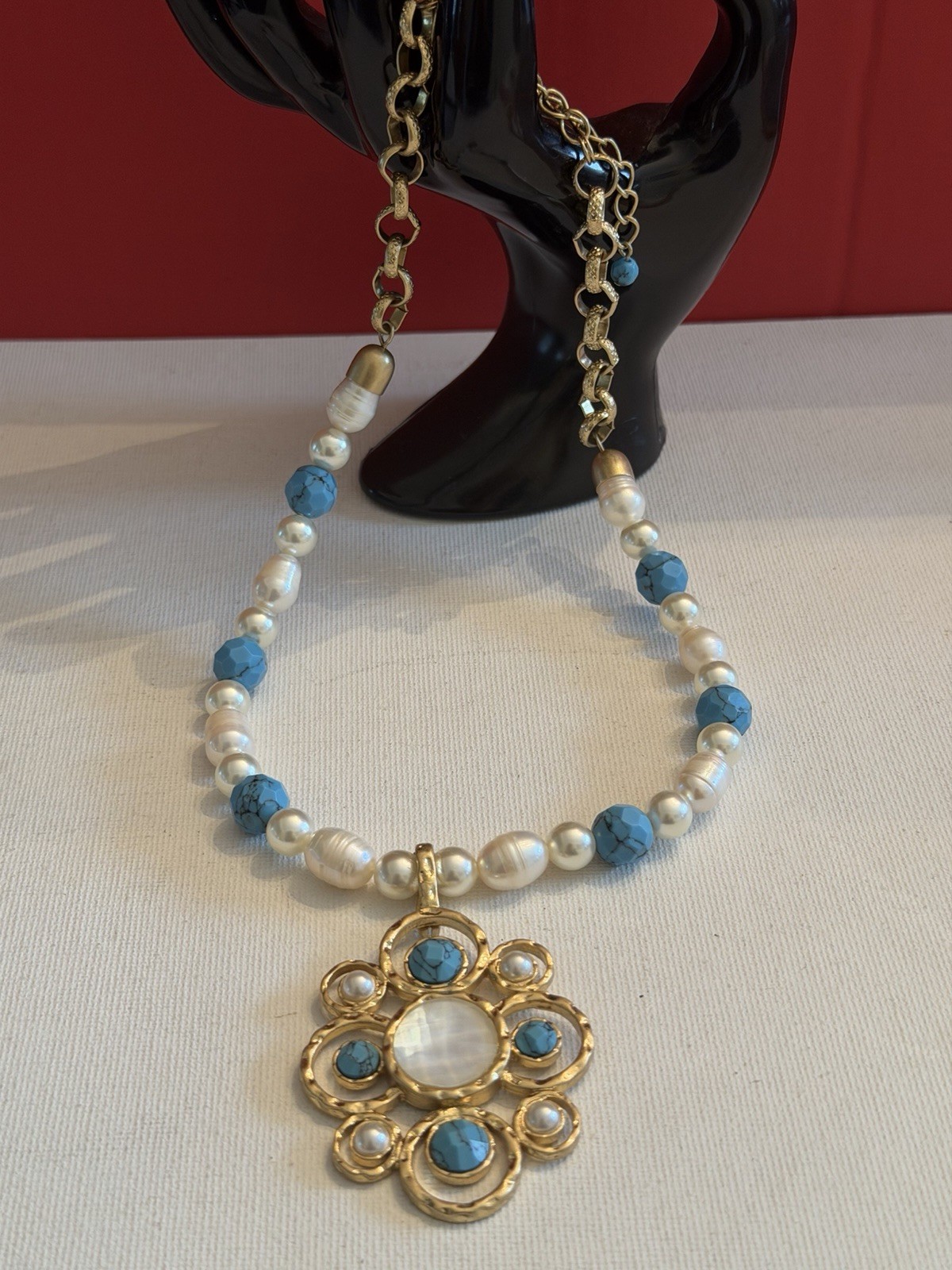 Lia Sophia Kiam Family Faux Turquoise Pearl Necklace 16-18” Gold Tone BinR
