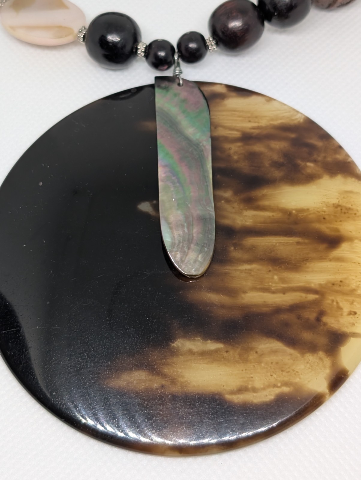 Chico’s Brand Necklace Large 3.75″ Round Pendant w/Beads, Abalone, MOP