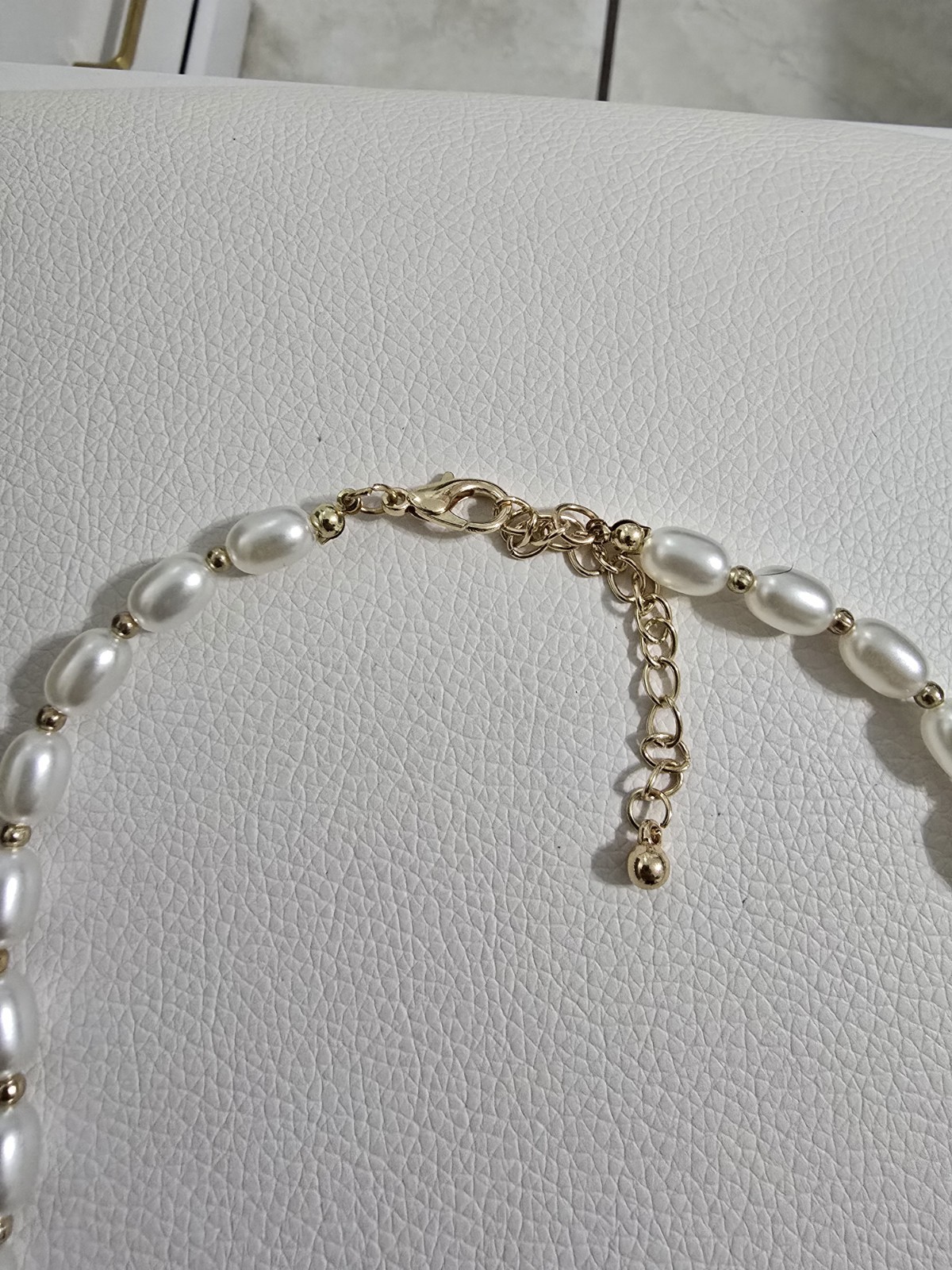 Gold Tone Beach Sea Life Charm Necklace Faux Pearl Beaded Adjustable Lobster