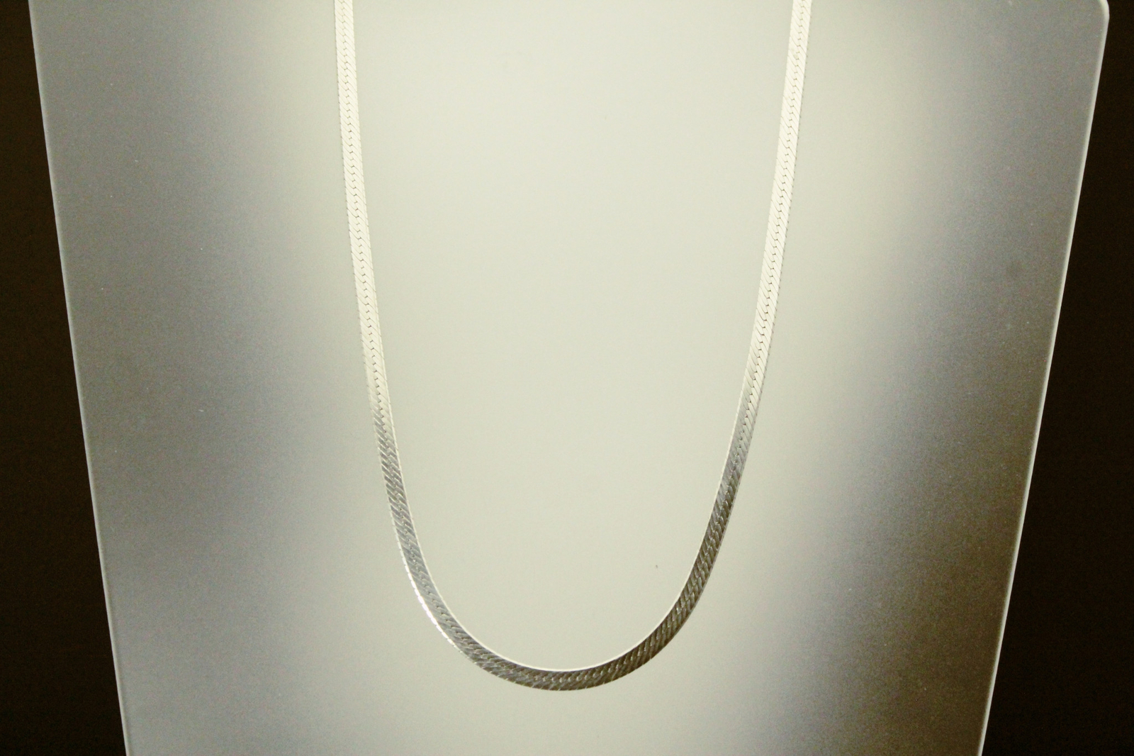 Herringbone 925 Sterling Silver Chain Necklace 9.8 grams (NEC5705)