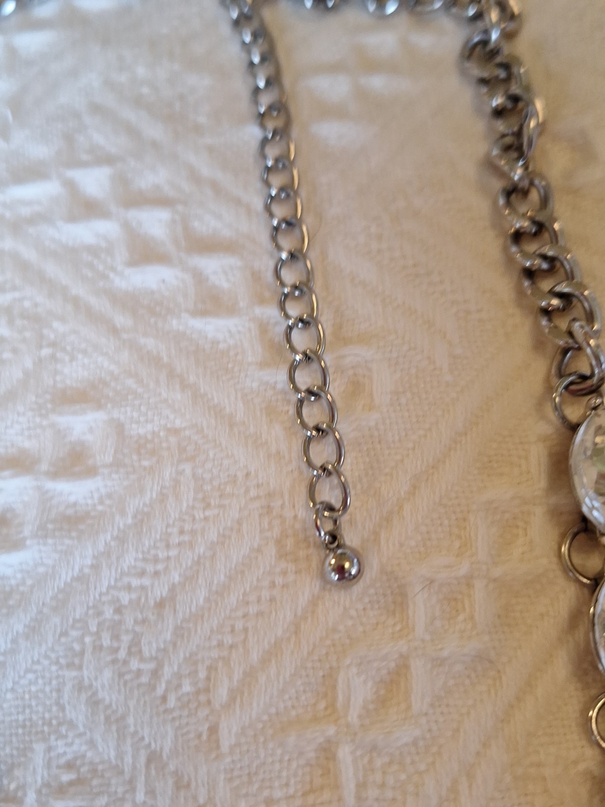 Chunky Clear Faceted Teardrop Crystal & Silvertone Chain Link Necklace 20″+ Glam