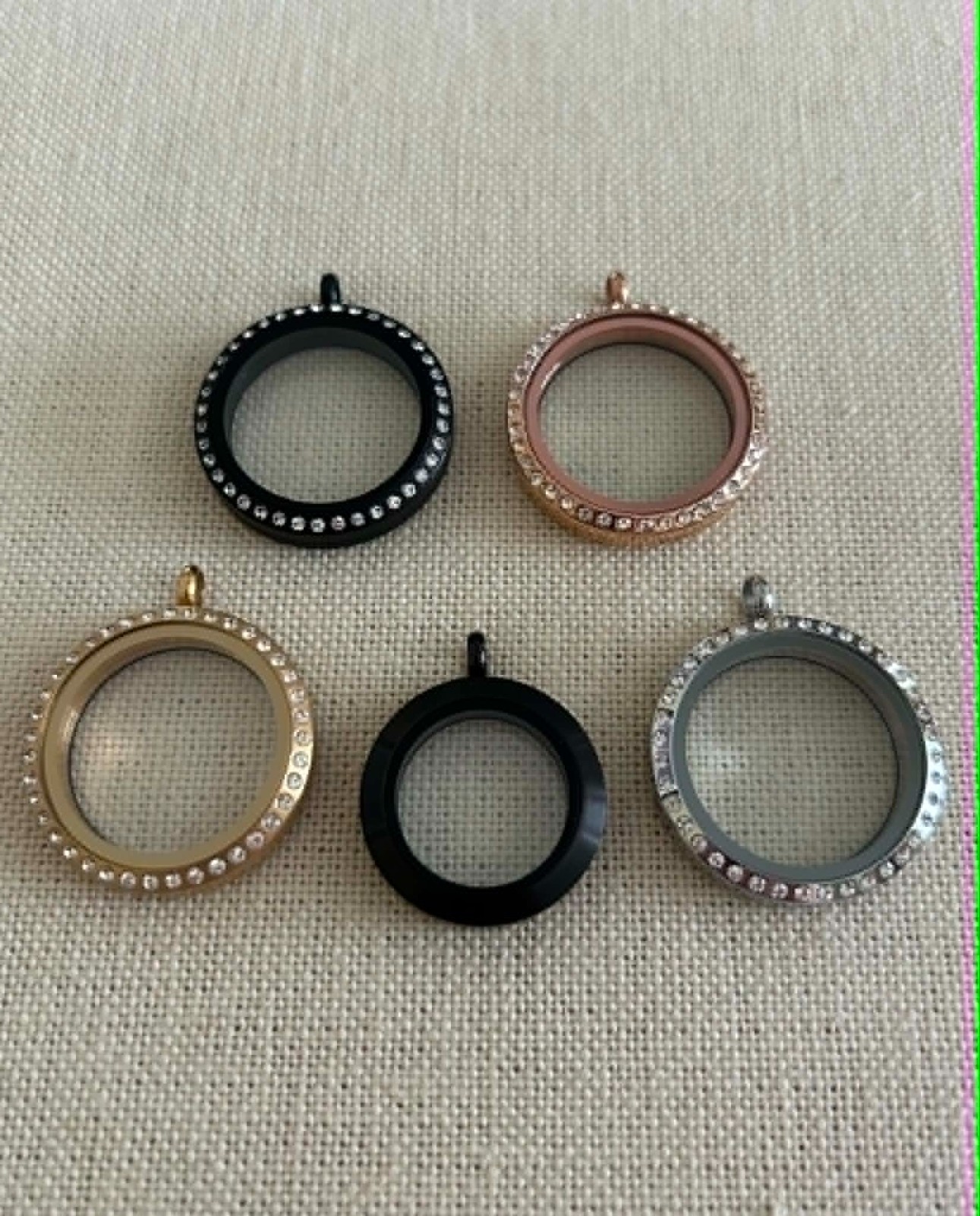 Origami Owl “Your Choice” of Large and Medium Hinge Closure Lockets “New”