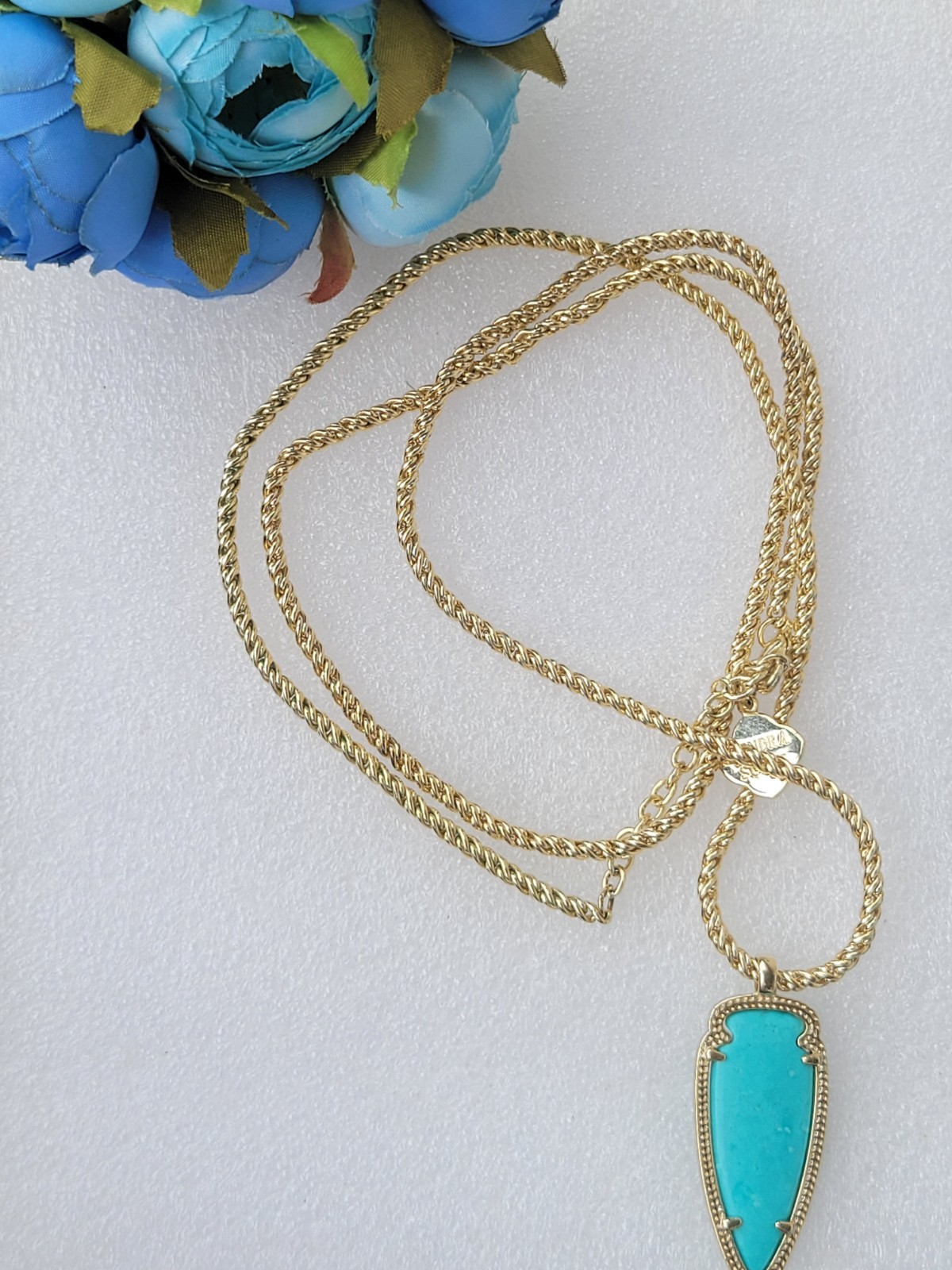 Vinatge Kendra Scott Shaylee Pendant Arrow Gold Necklace Rare Turquoise blue