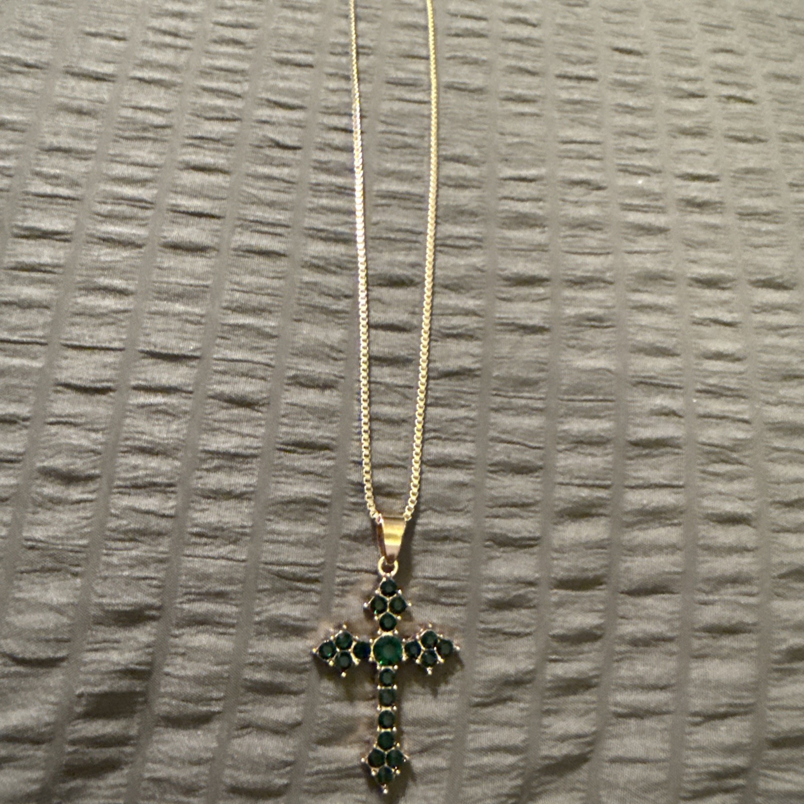 Beautiful Dark Green Stones Colored On A Gold Copper Cross Pendant Necklace