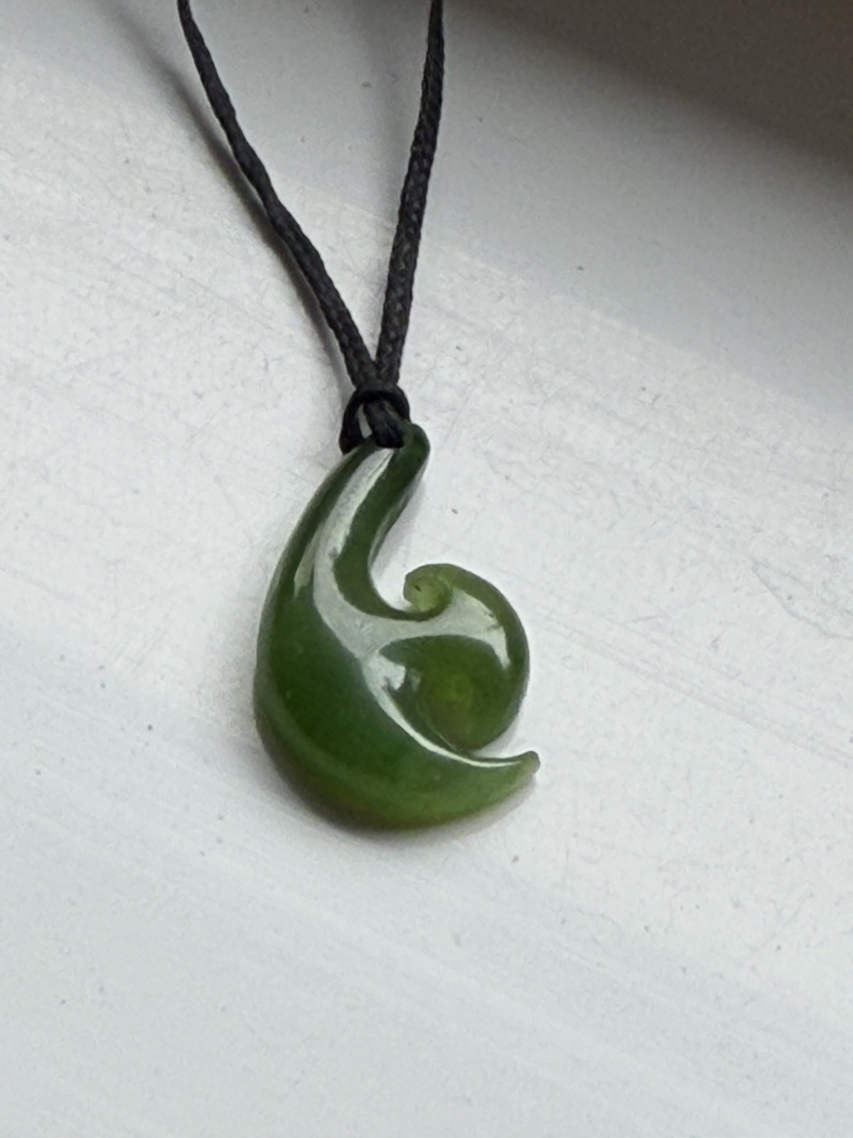 Authentic Maori Hei Matau Fish Hook Koru Pounamu Greenstone Nephrite Jade