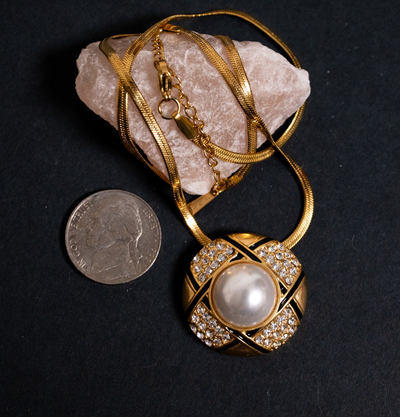 Vintage Style Gold Tone Faux Pearl Necklace
