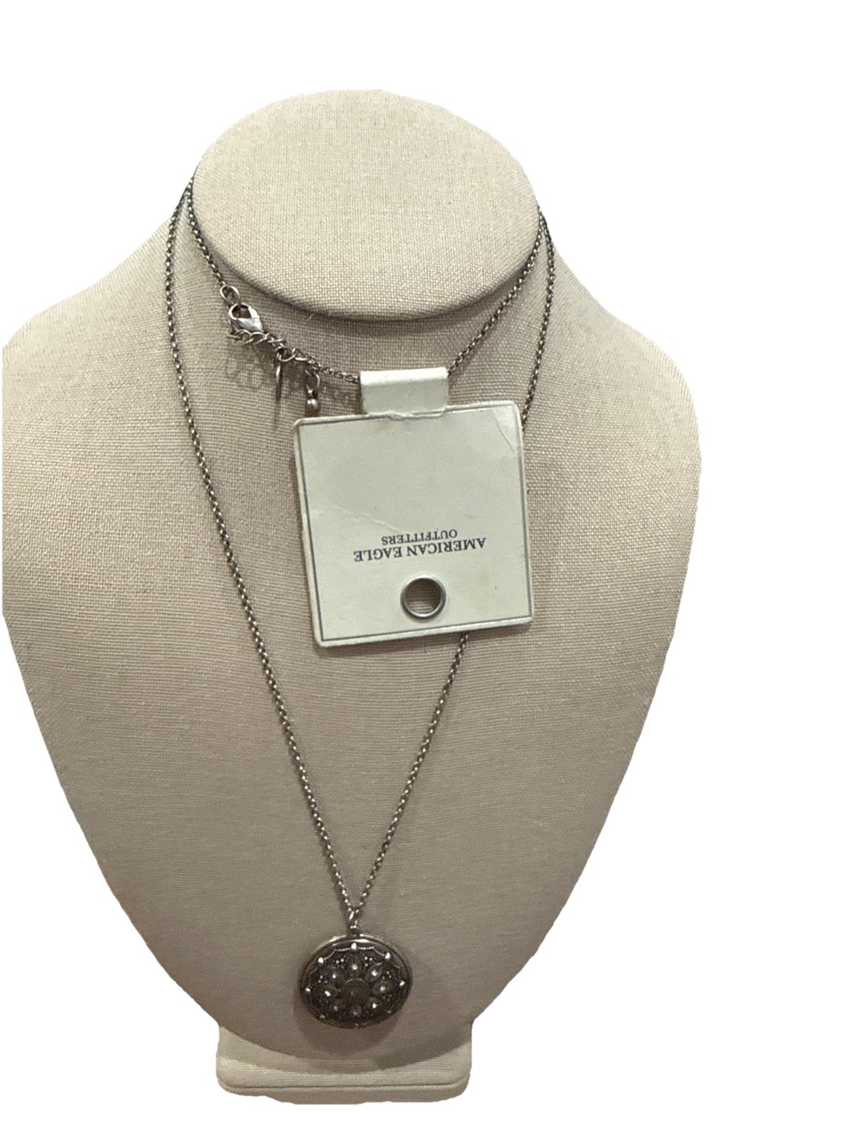 American Eagle Outfitters Silver Toned Chain Necklace Modern Pendant 16” N1-14