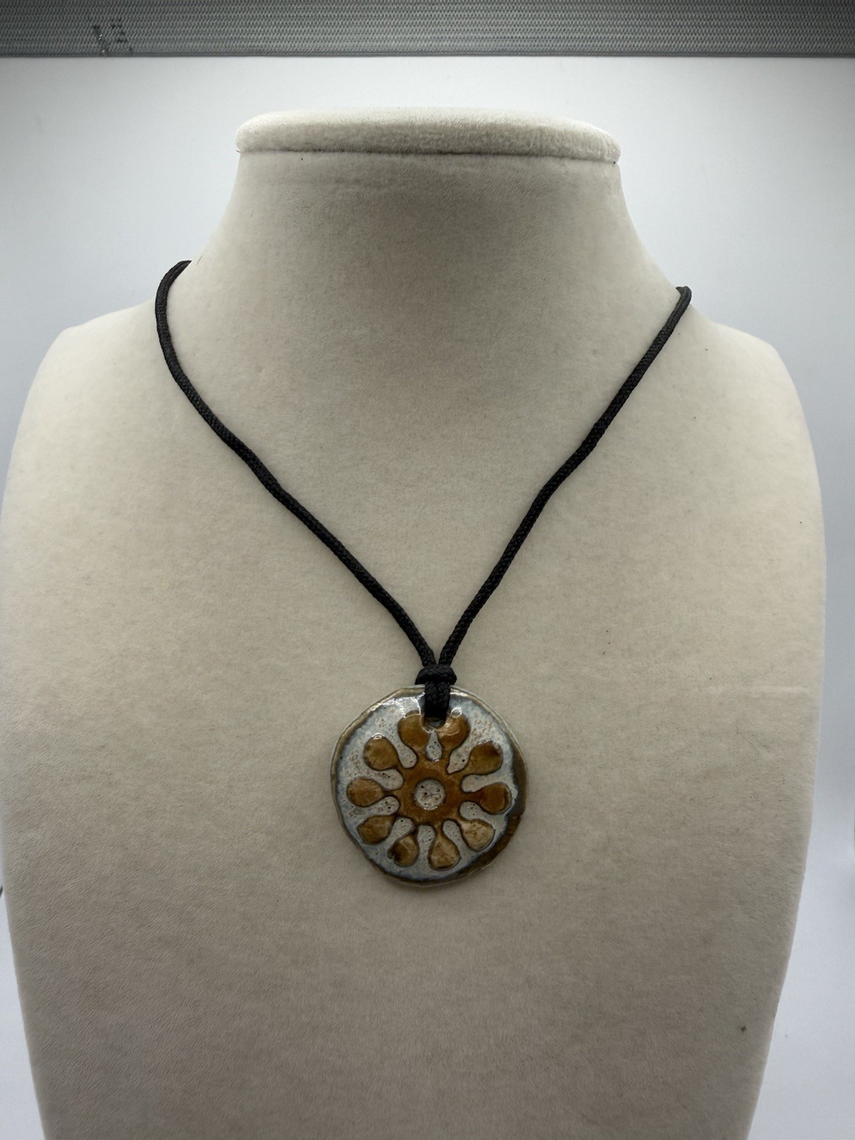 Vintage Boho Whimsigoth Ceramic Pendant Necklace – Earthy Floral Sunburst hippie