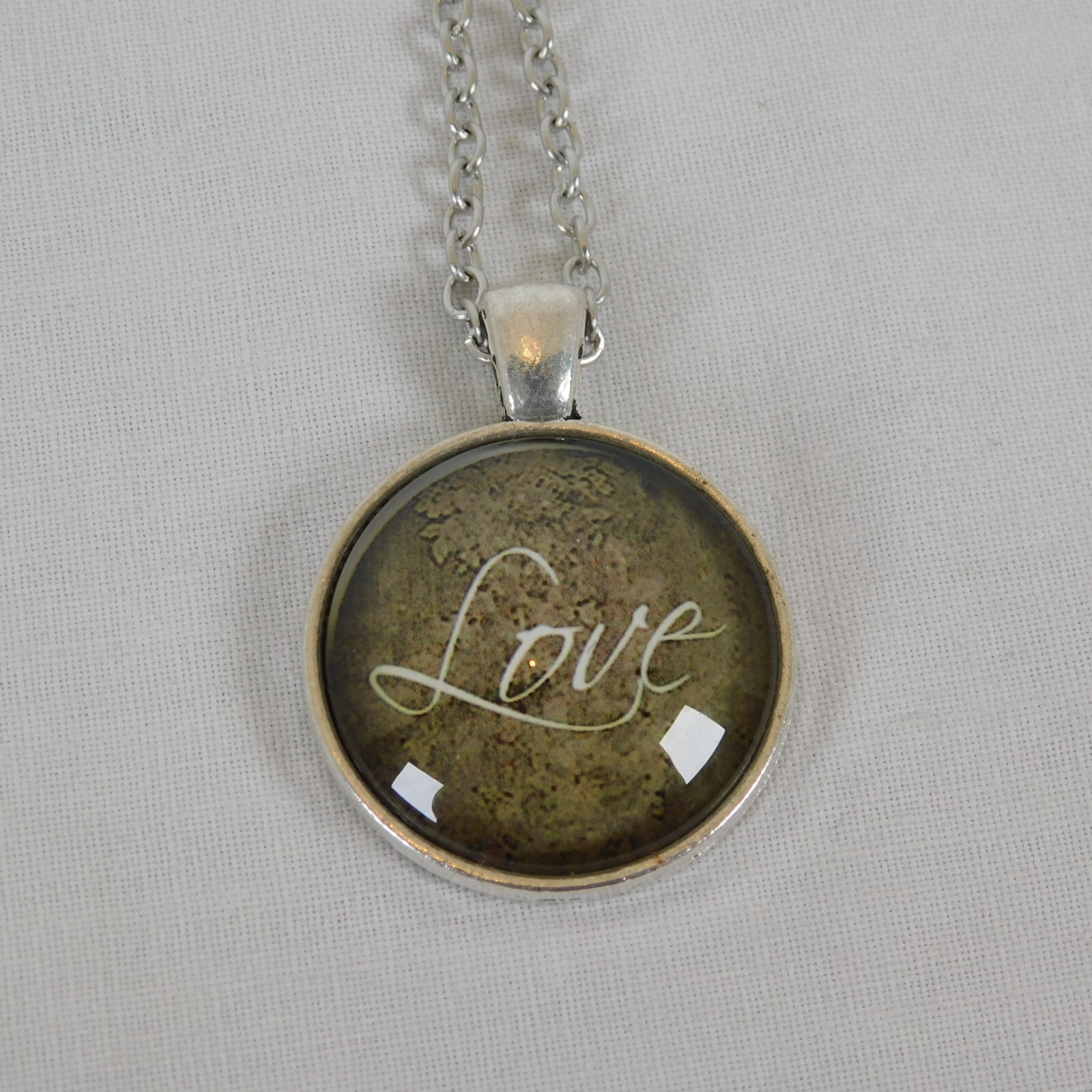 Love Word Cursive Family Friends Silver Tone Cabochon Pendant Chain Necklace Rd