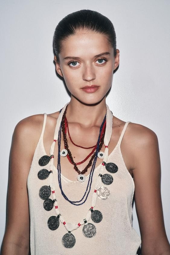 $59 ZARA 3-PACK OF BEADED MEDALLION NECKLACES