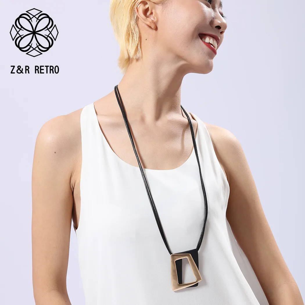2023 Sweater Chain Long Necklace Trendy Zinc Alloy Metal Gold Color Necklaces