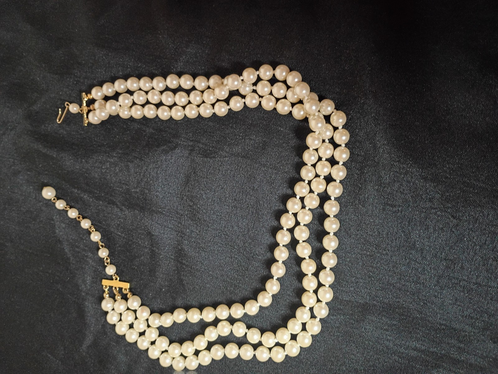 Pearl Necklace With An Extender
