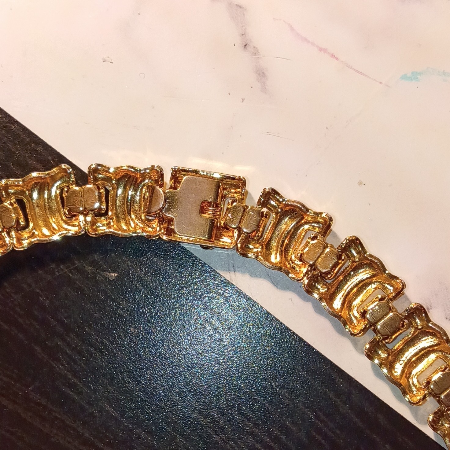 Gold Tone Metal Bar Link Chain Necklace Box Clasp No Stone Fashion & Costumes