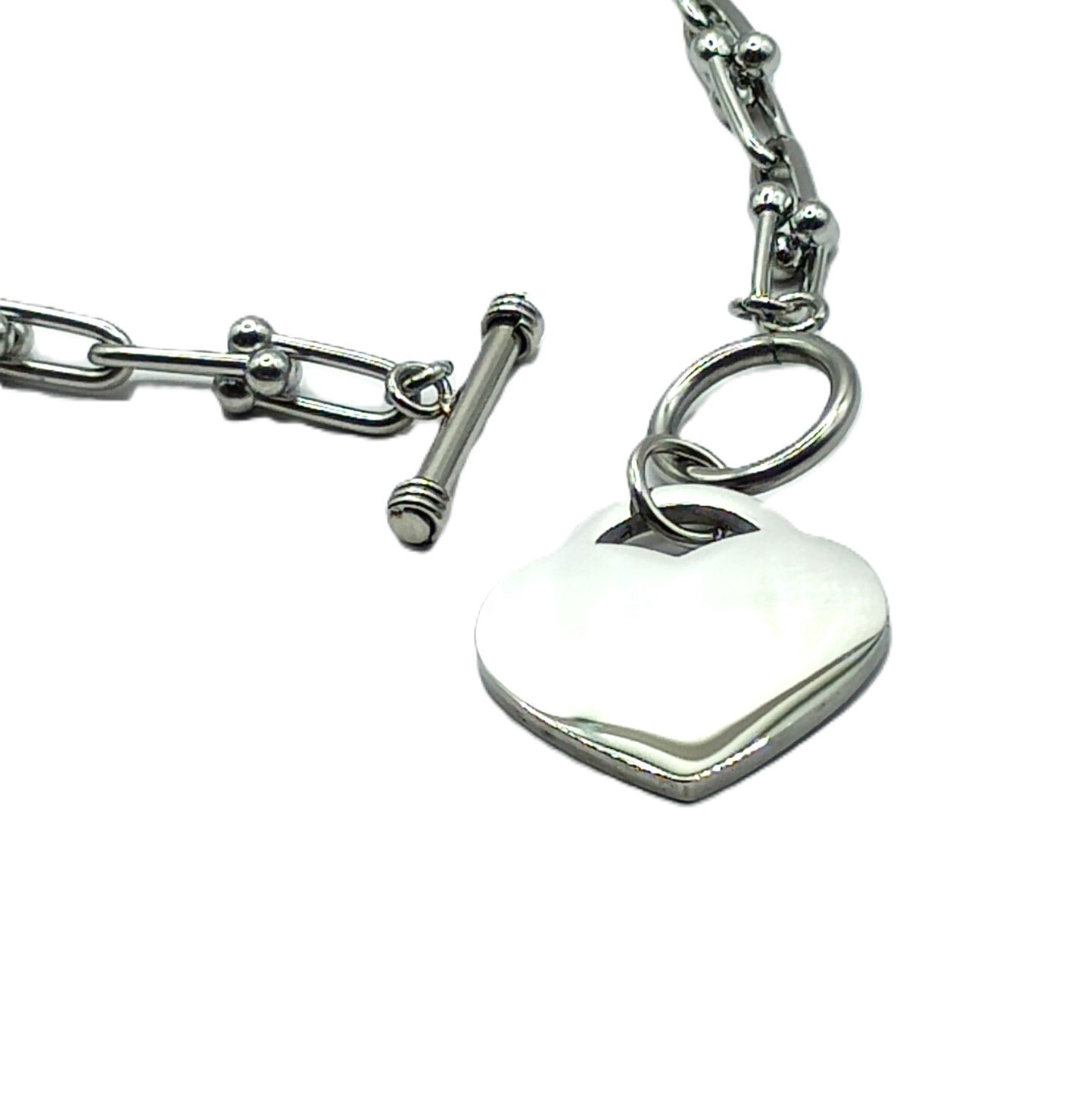 Horseshoe Barbell Link Chain w Heart Charm Toggle Necklace | 316L Surgical Steel