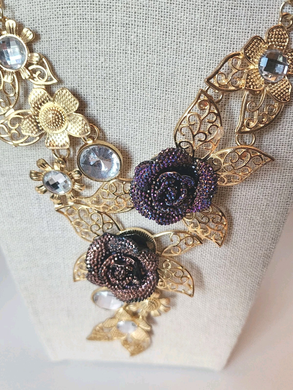Gold Tone Statement Necklace Purple Rose Crystal Accents Glam Prom Bling 17″