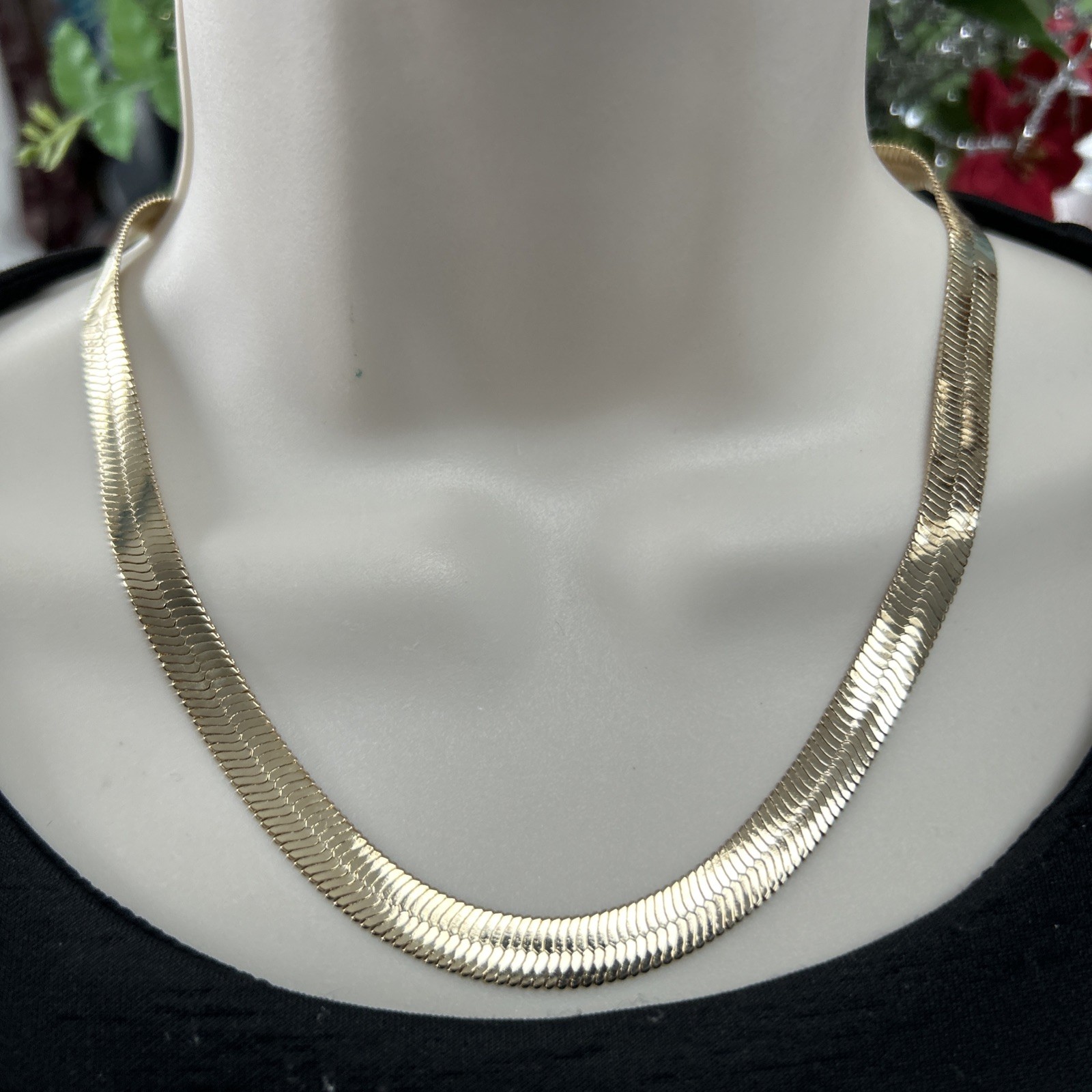 GOLD PLATED 8mm HERRINGBONE 18”Chocker Necklace Chain For Men Or Women