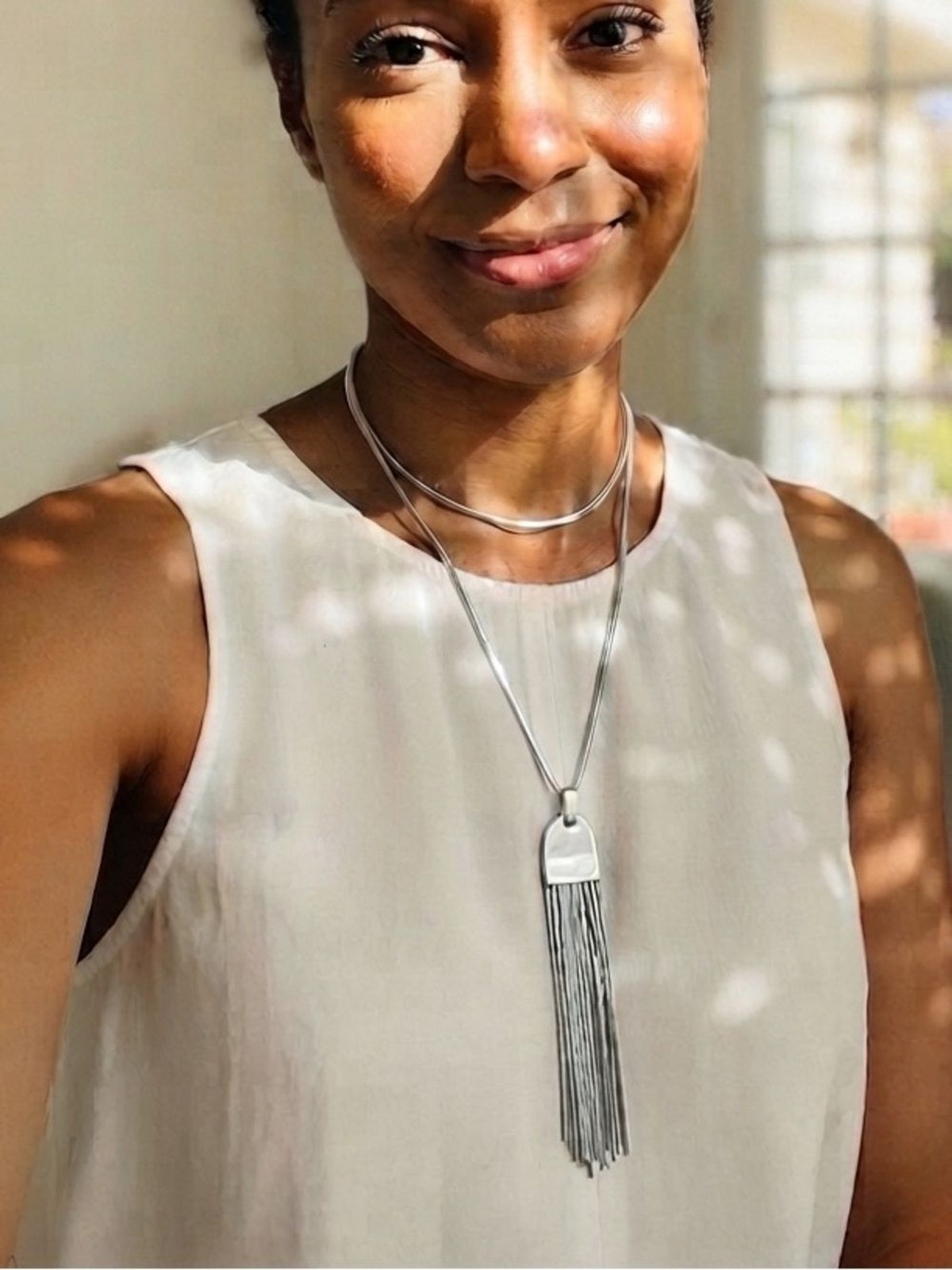Silver Long Tassel Pendant Necklace – Sleek Metal Chain with Cascading Fringe