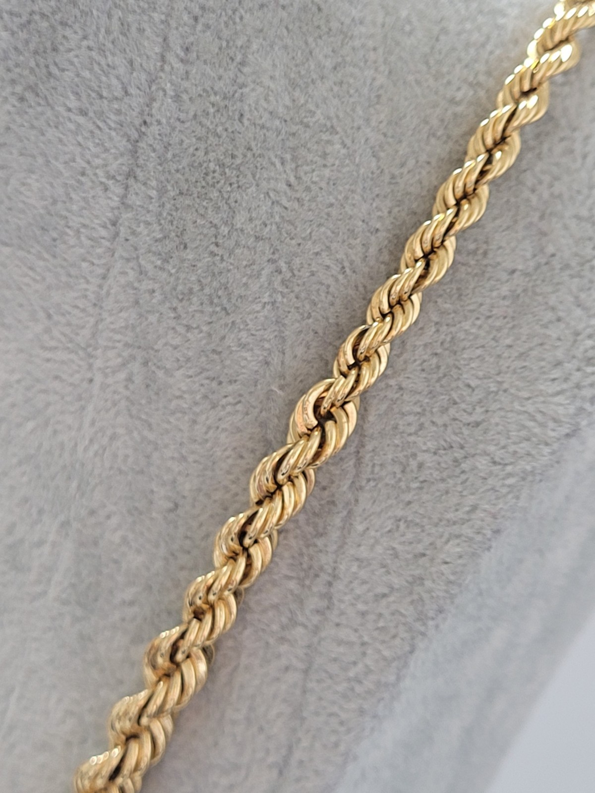 Vintage Monet Graduated Heavy Twist Rope Chain Necklace
