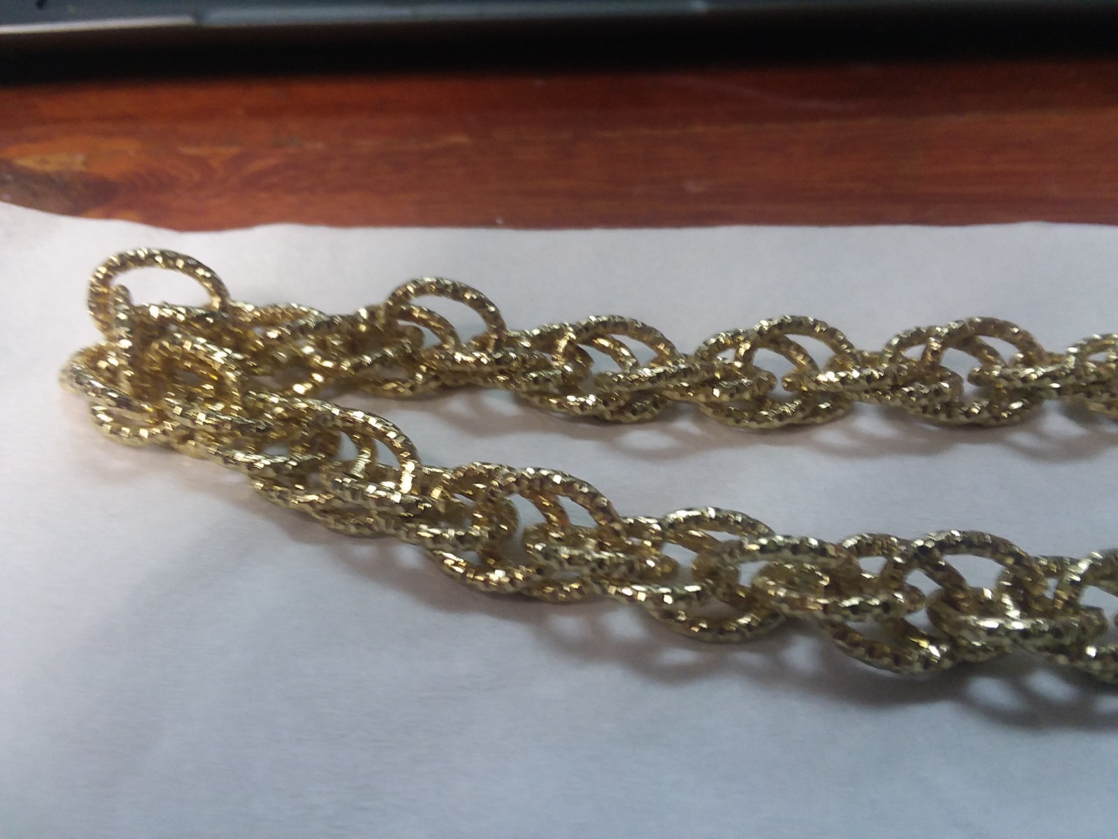 24″ Tri-link Gold Tone Necklace With Fold Over Clasp 06-01-2026