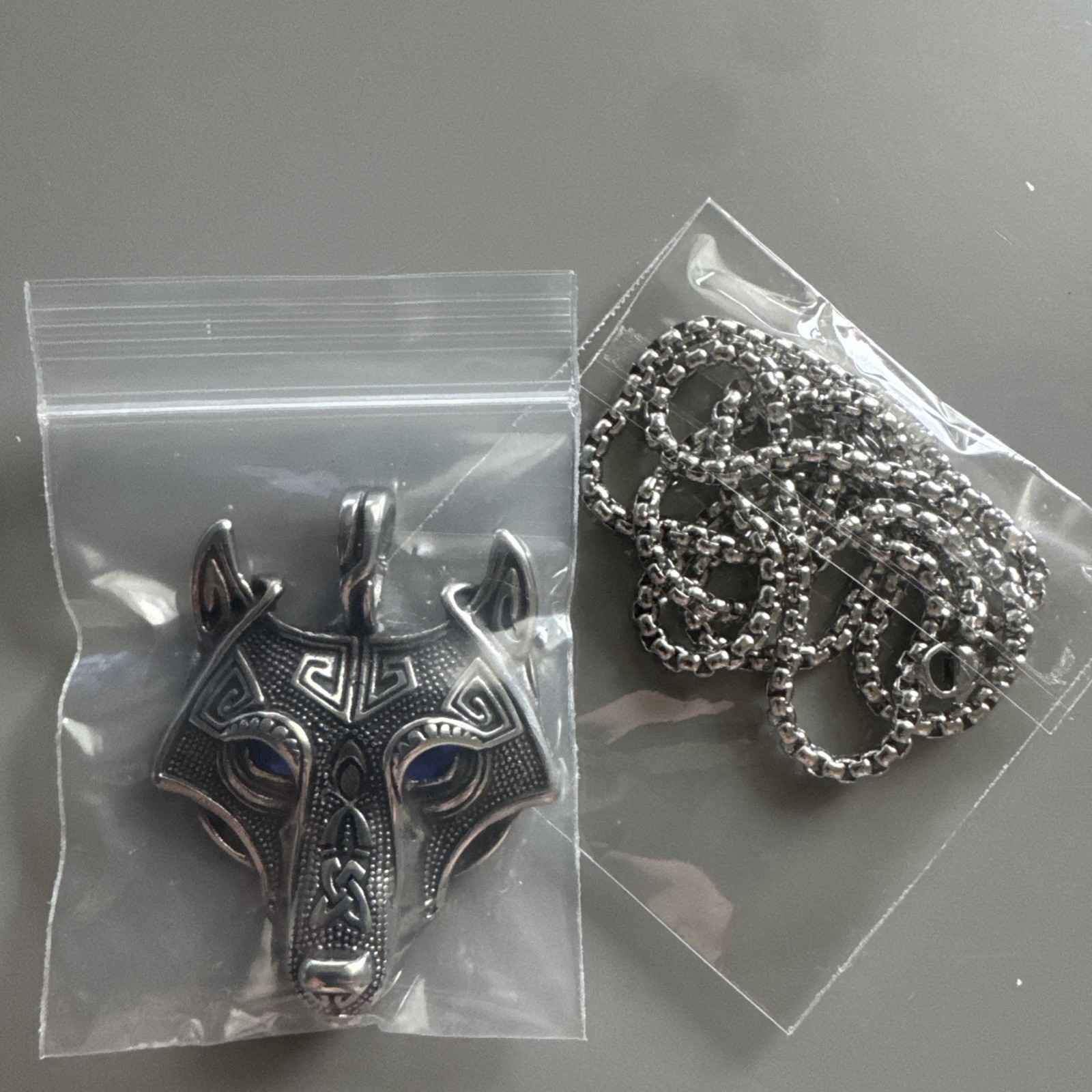 Viking Wolf Blue Stone Eyes Pendant Stainless Steel 24 Inch Chain Men’s Gift