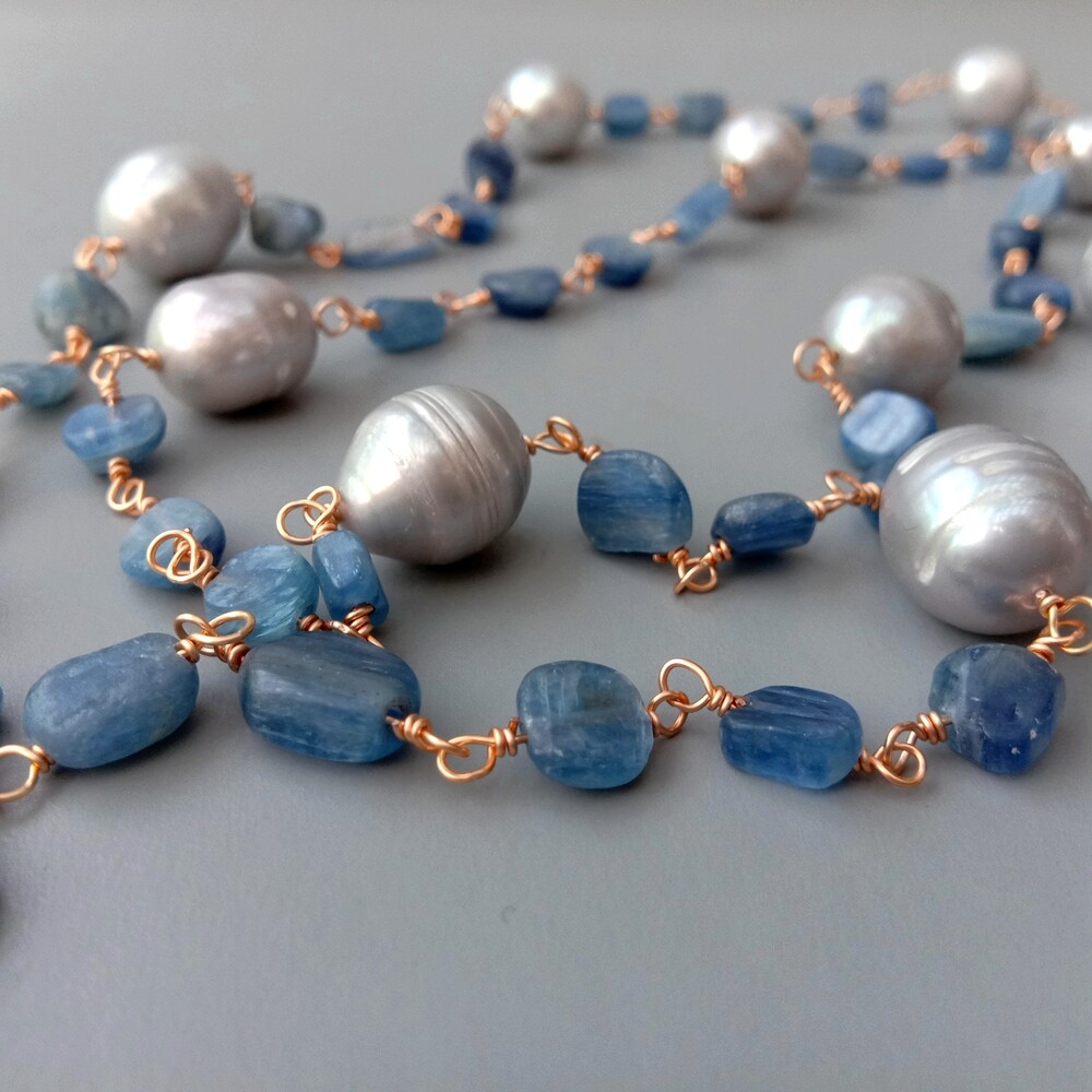 21″ Blue Kyanite Gray Rice Pearl Necklace Teardrop Brushed Gold Plated Pendant