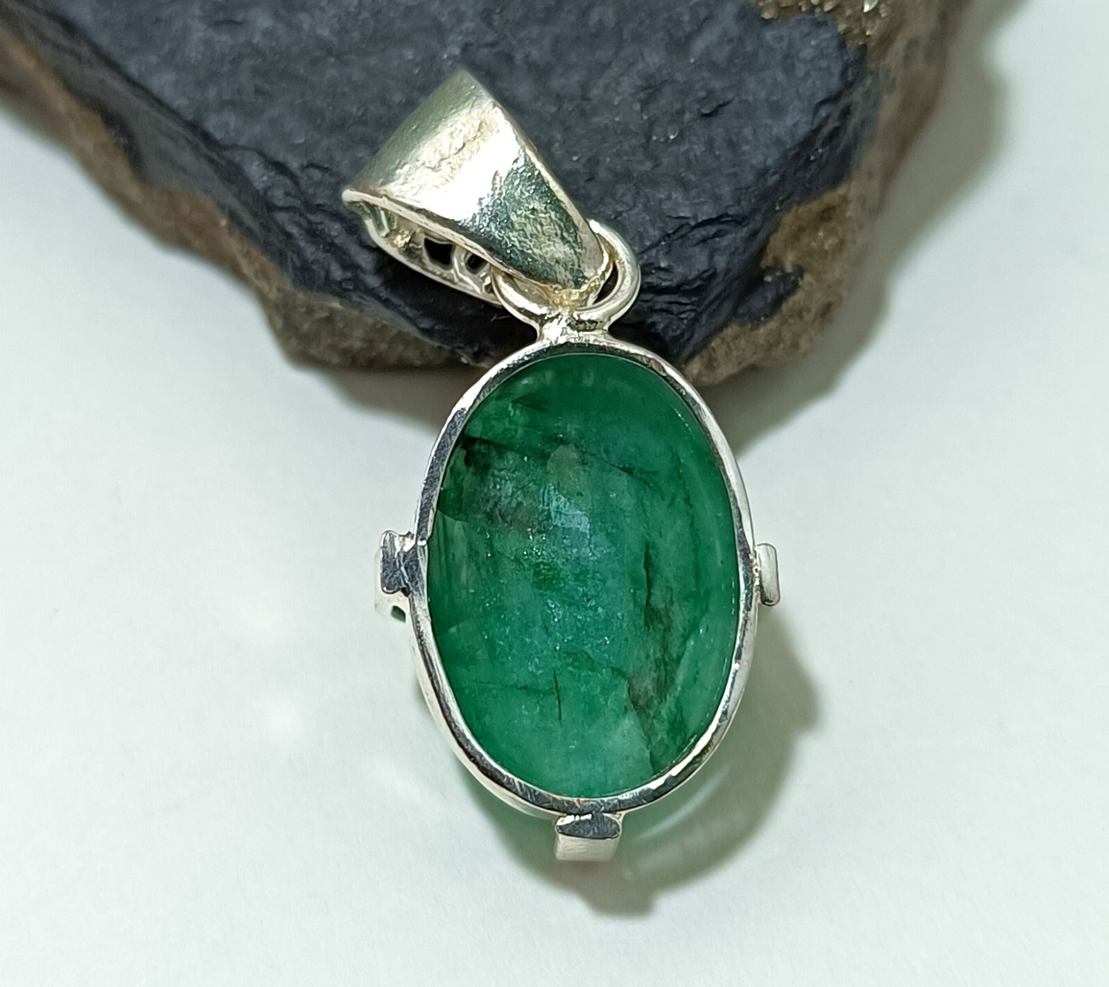 Certified 24.35 Ct Natural Emerald 925 Solid Silver Oval Cut Pendant Gemstone