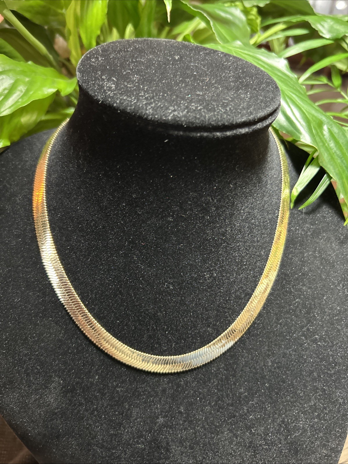 GOLD PLATED 8mm HERRINGBONE 18”Chocker Necklace Chain For Men Or Women