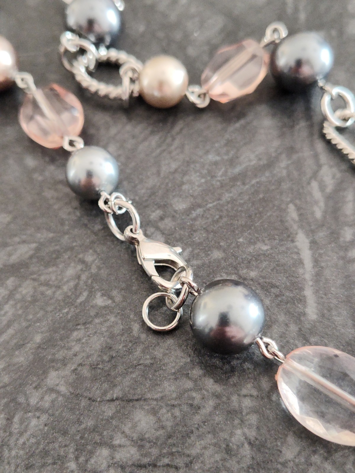 Premier Designs NEWPORT Silver Tone Pink & Silver Pearl/Beaded Necklace Long