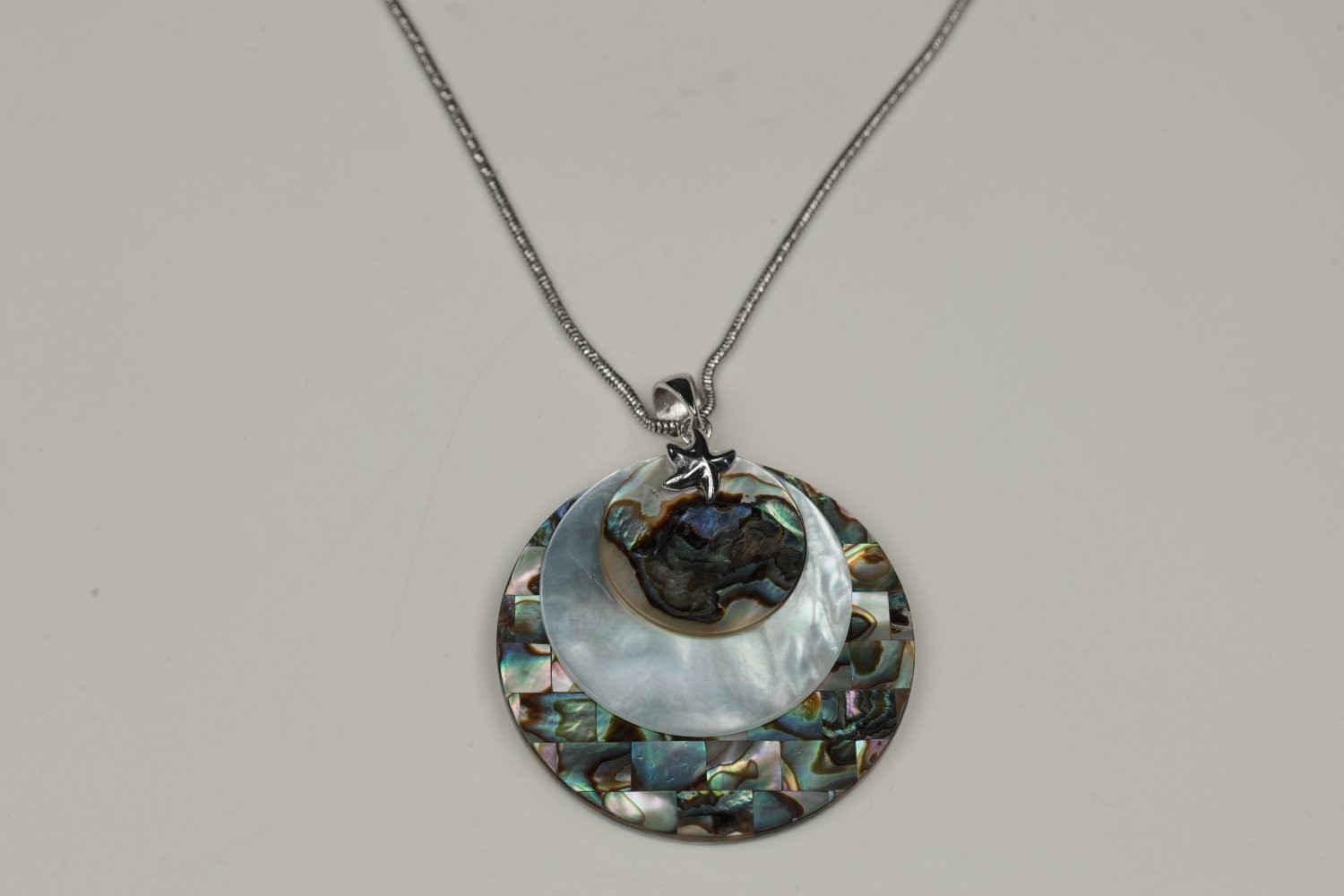 Necklace 18 Inch Chain Multicolor Shell Sterling Silver Italy Pendant Abalone