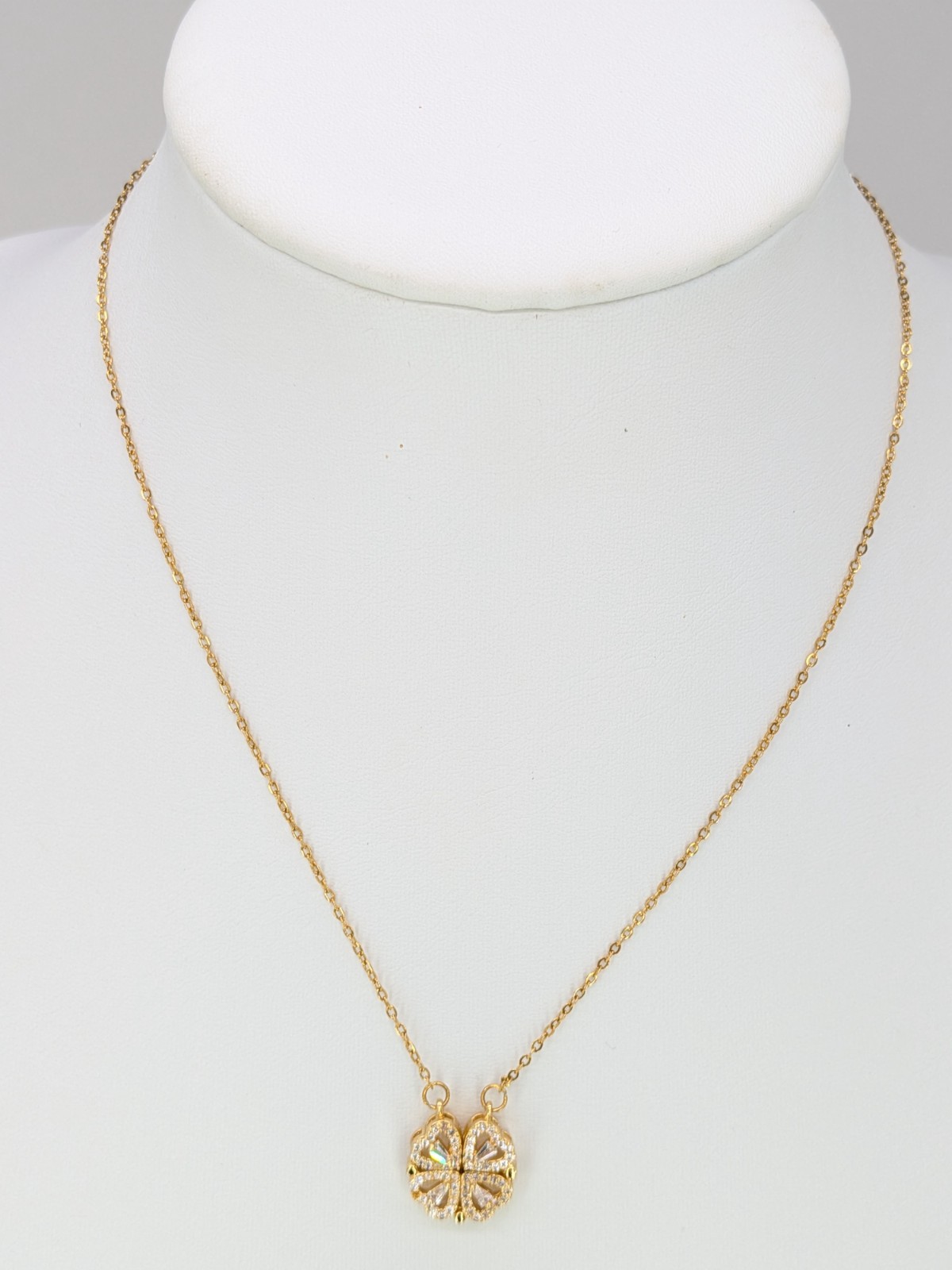Unbranded Convertible Heart Necklace Magnetic 2-in-1 Gold tone 1 Stone Missing
