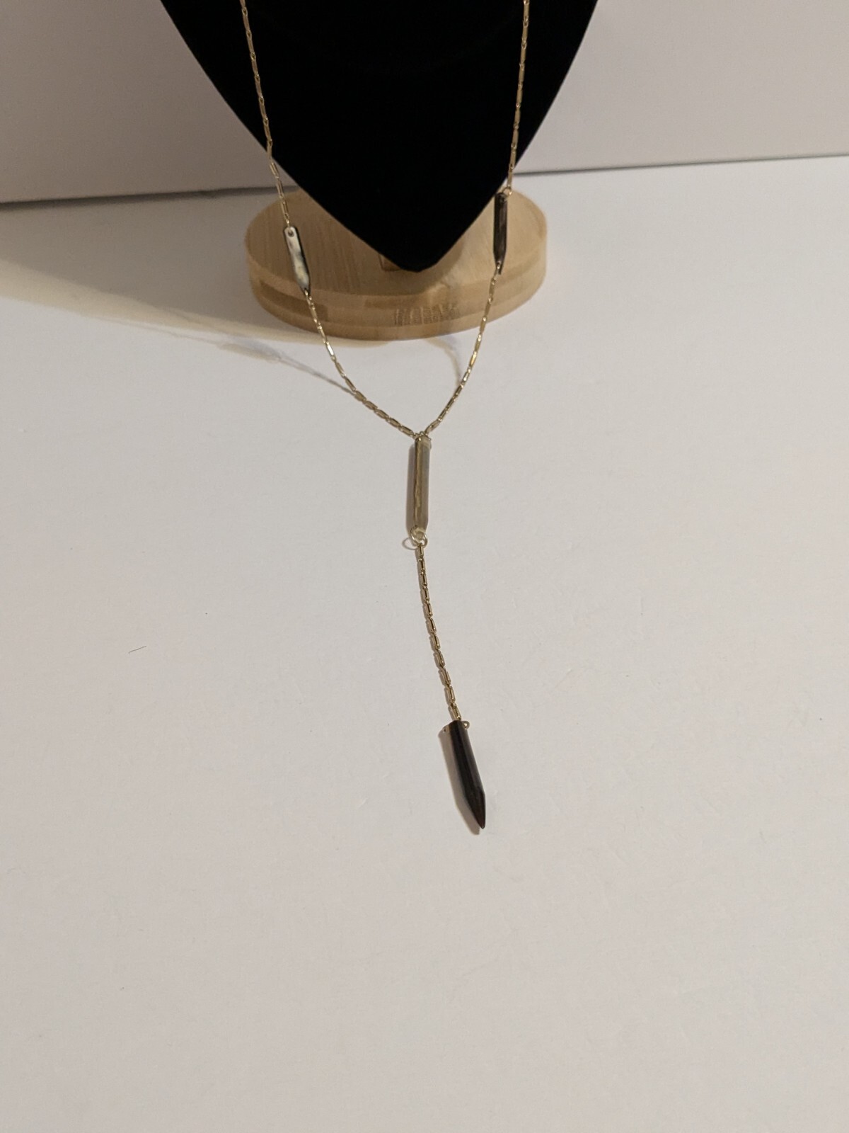 Gold Tone Y Drop Necklace With Acrylic Spear Shaped Beads. 28″ + 6.25″ Drop.