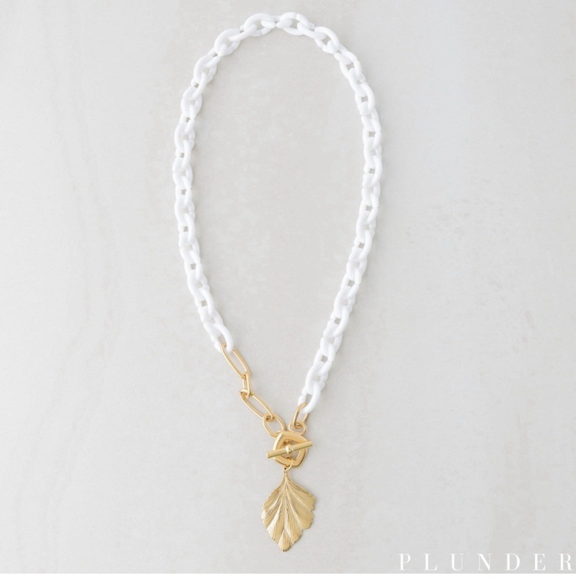 Plunder Talia Necklace 18K Gold Plated White Acrylic Link Chain Leaf Charm 20″
