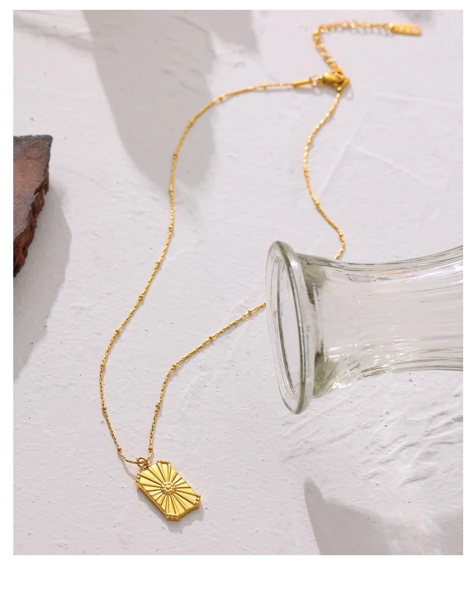 Necklace with Pendant for women stainless steel with 18K gold plating