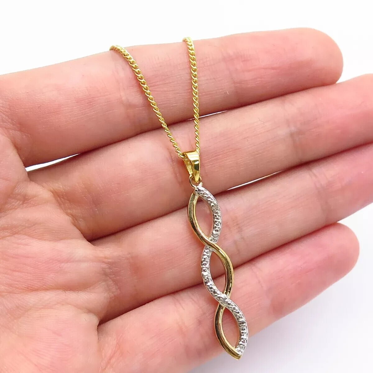 Round Cut Simulated Diamond Crisscross Women’s Pendant 14k Yellow Gold Plated