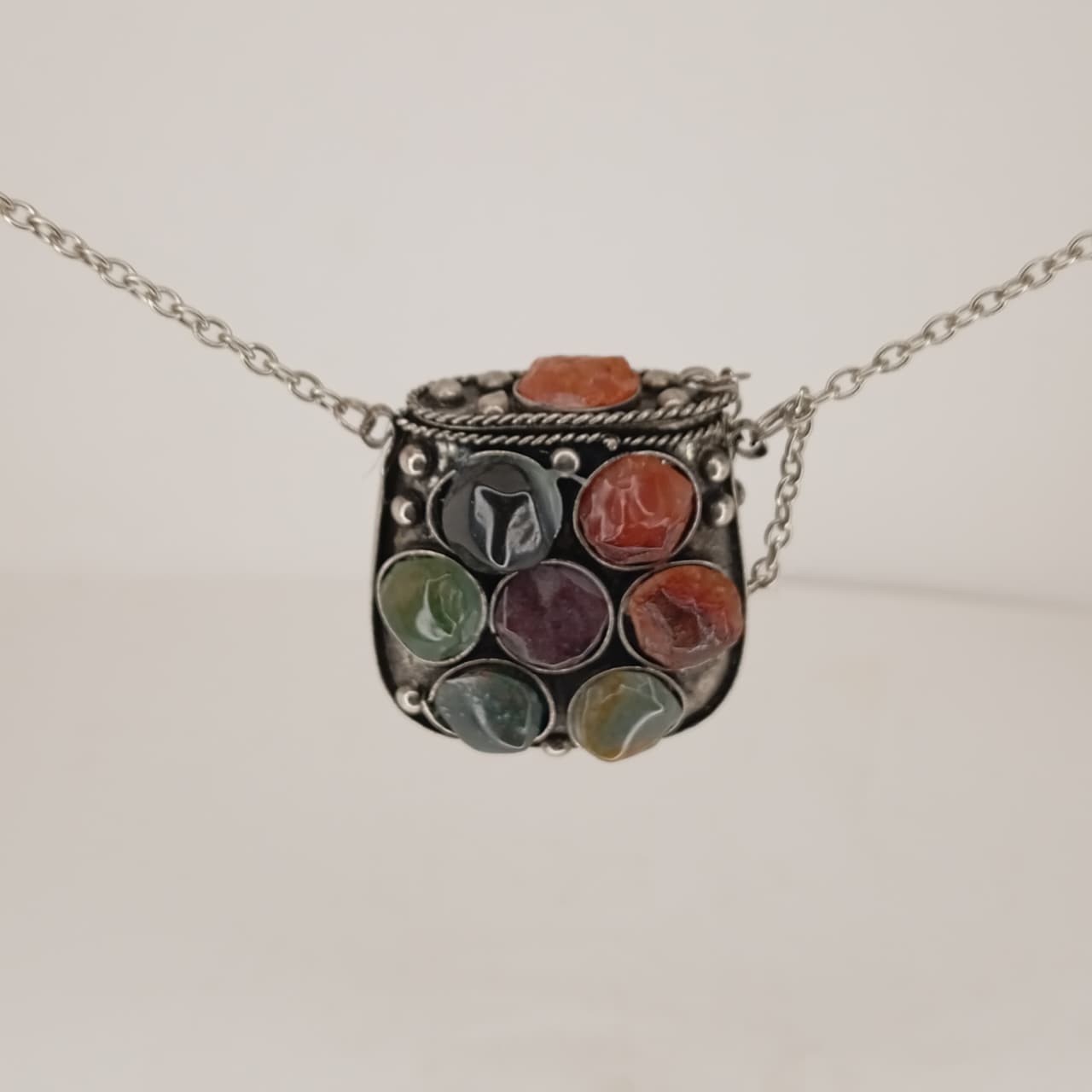 India 45MM Gemstone Antique Silver Brass Poison Locket Purse Pendant Necklace
