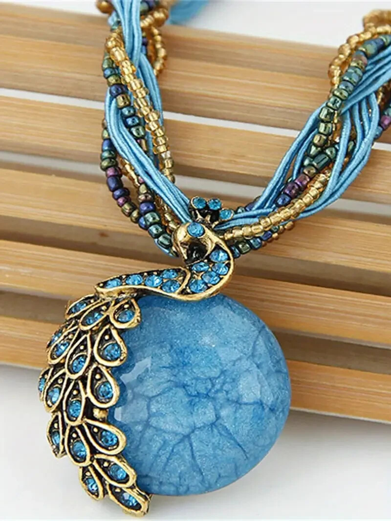 Bohemian Ethnic Style Retro Leaf Peacock Gemstone Pendant Necklace.