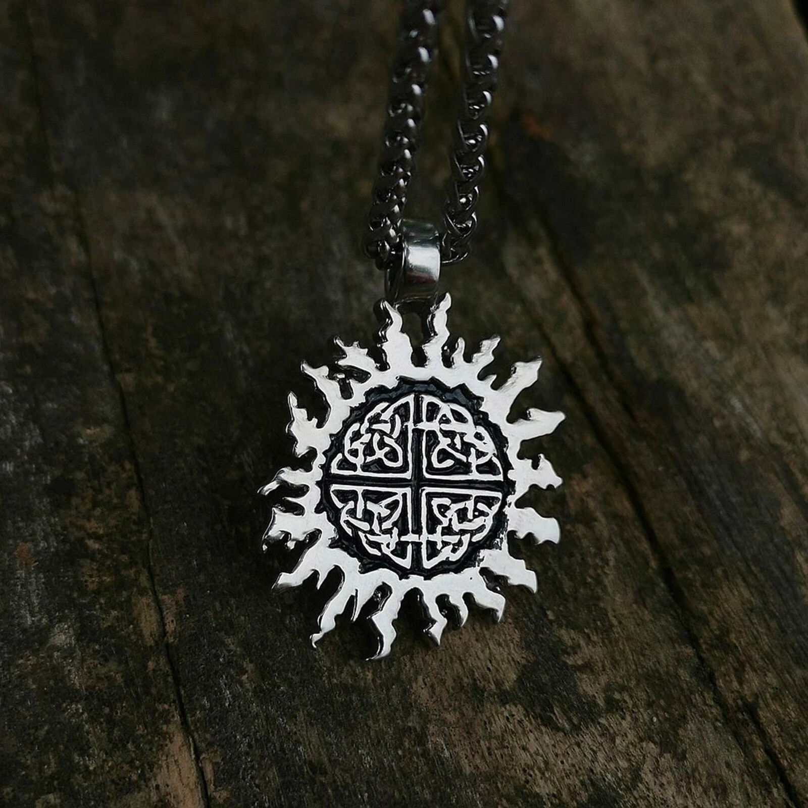 Celtic Sun Necklace 316L Surgical Stainless Steel Trinity Pendant Beach Surf