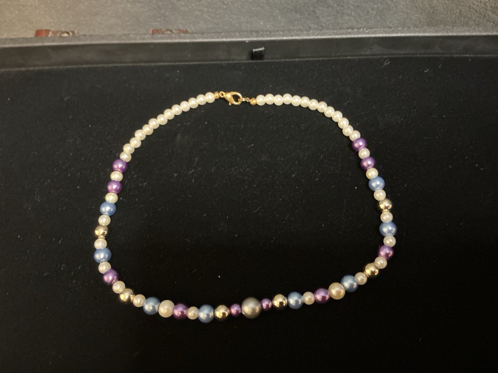 Beautiful Multiple Color Faux Pearl Necklace