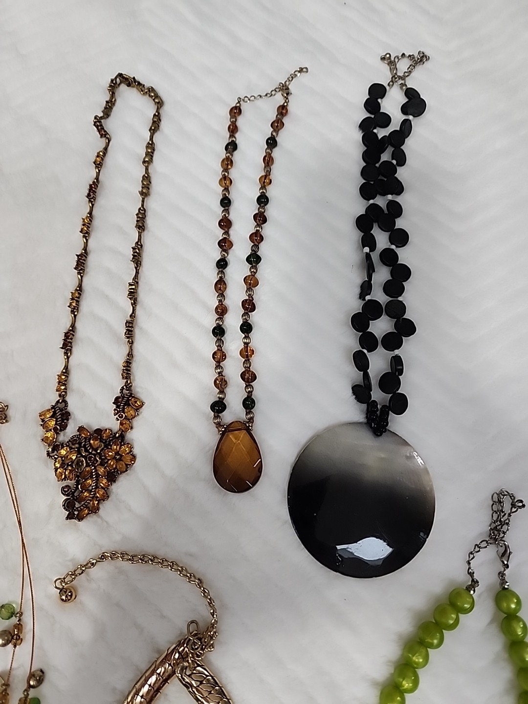 Lot of 7 Necklaces Bundle Lot BUYER’S DELIGHT Very Nice!